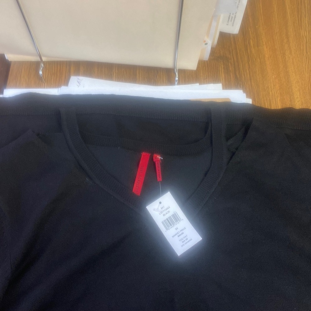 Love Scarlett 3x black sweater